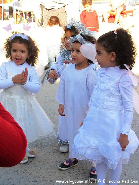 Christmas Carols and Santa 018